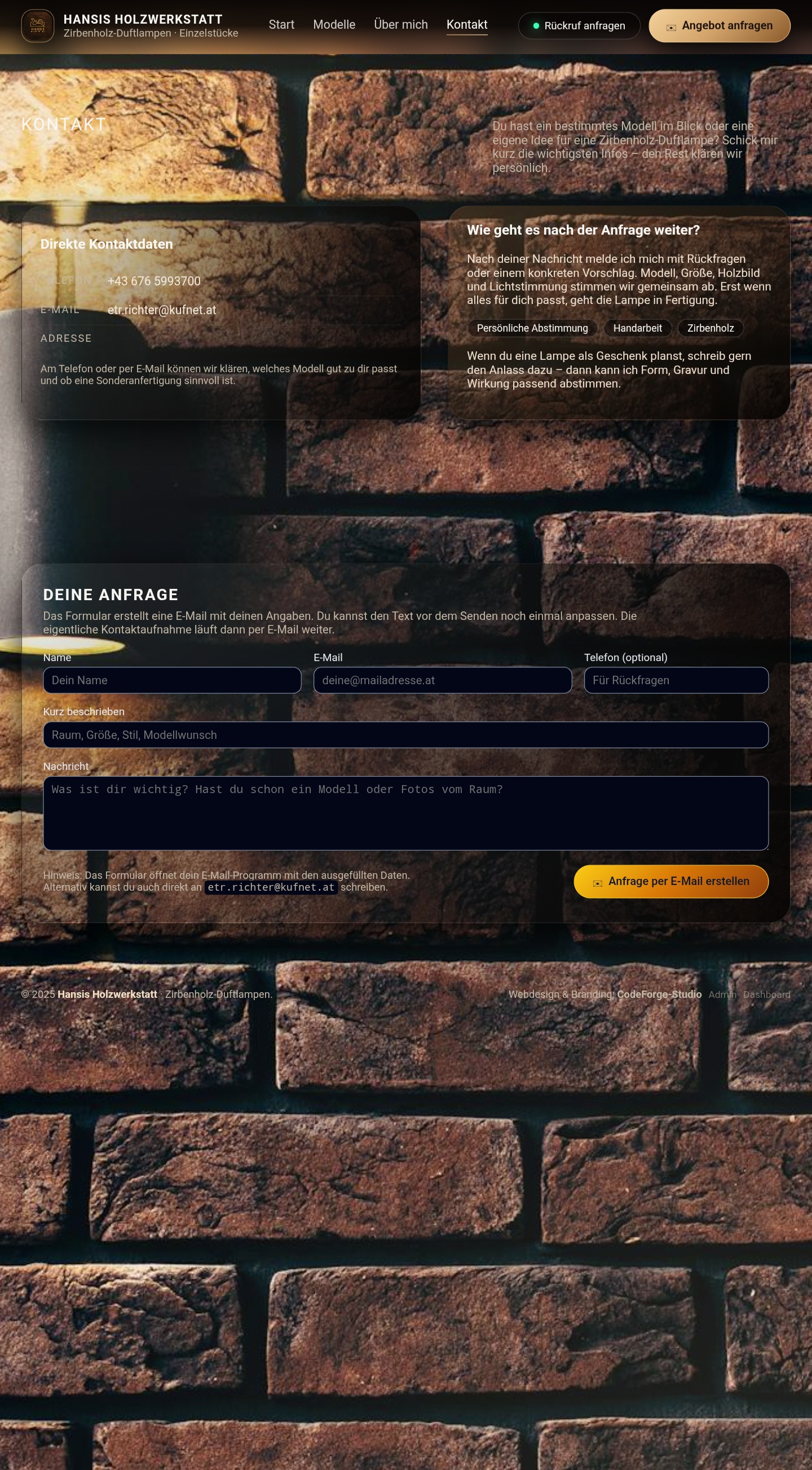 Kontaktseite von Hansis Holzwerkstatt mit Anfrageformular und Kontaktdaten